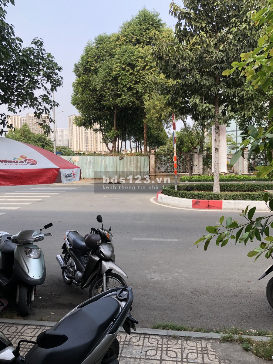 MT Đẹp Phan Chu Trinh 4.5x15 Trệt 2Lầu Giá 20Tr/th