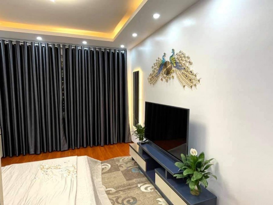Bán nhà Nguyễn Xiển ô tô tránh kinh doanh sầm uất nhà mới tinh 48m x5 tầng gần 7 tỷ