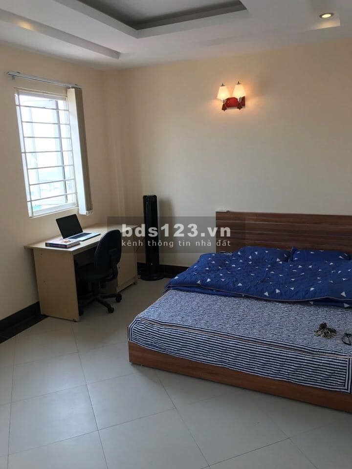 Bán tòa nhà chung cư mini phố Hoàng Quốc Việt, ô tô, 15 phòng x 8 tầng, nhỉnh 12 tỷ.