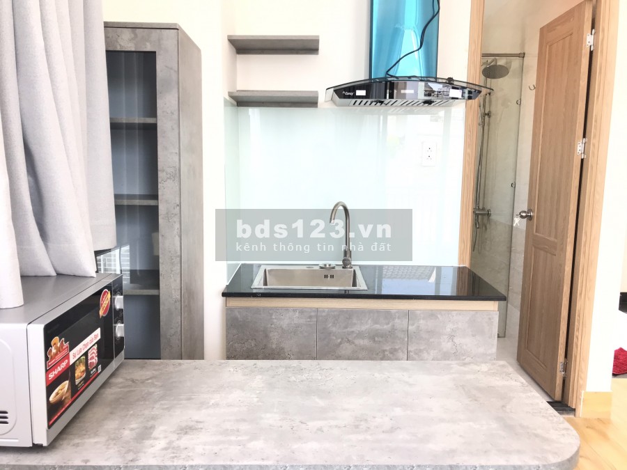 Căn hộ full nội thất có ban công view sông quận Phú Nhuận mới xây giá rẻ