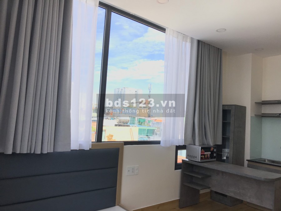 Căn hộ full nội thất có ban công view sông quận Phú Nhuận mới xây giá rẻ