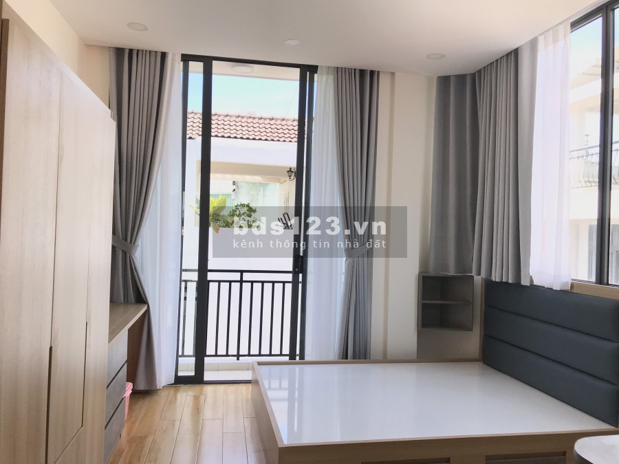 Căn hộ full nội thất có ban công view sông quận Phú Nhuận mới xây giá rẻ