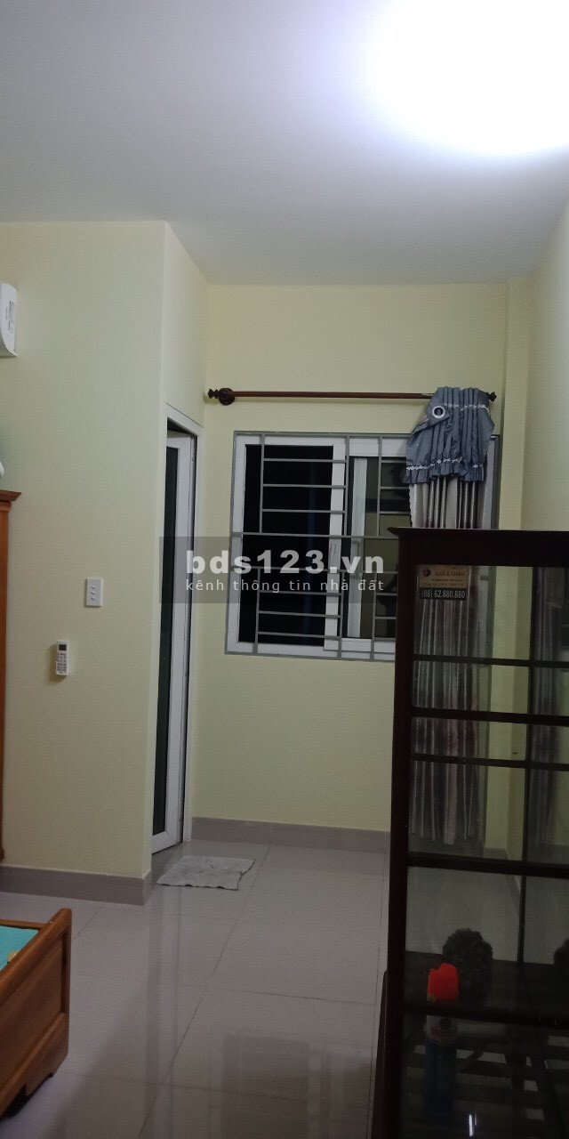 Bán nhanh nhà 1 trệt 2 lầu HXH Gò Cát DT: 53m2. Giá: 4.3 tỷ