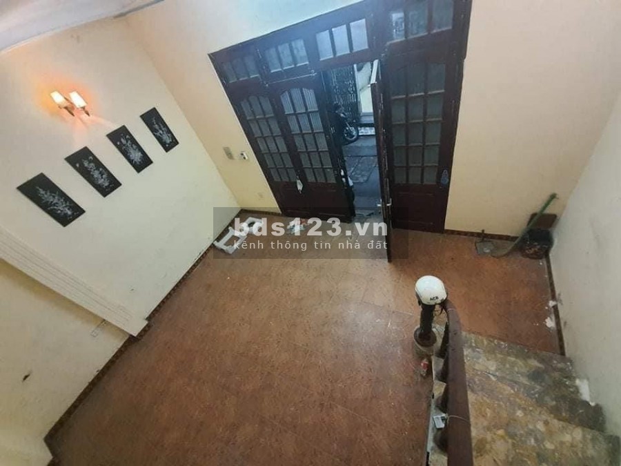 Bán Nhà Mặt Ngõ To Phố Minh Khai, Ô tô tránh, Kinh doanh, DT 30m2 x 4 Tầng x MT 5.4m Giá 4.5 Tỷ