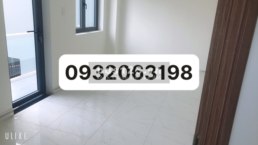 Bán căn nhà sau lưng chợ Hưng Long, Sổ riêng. 1 trệt 1 lầu 4 phòng ngủ