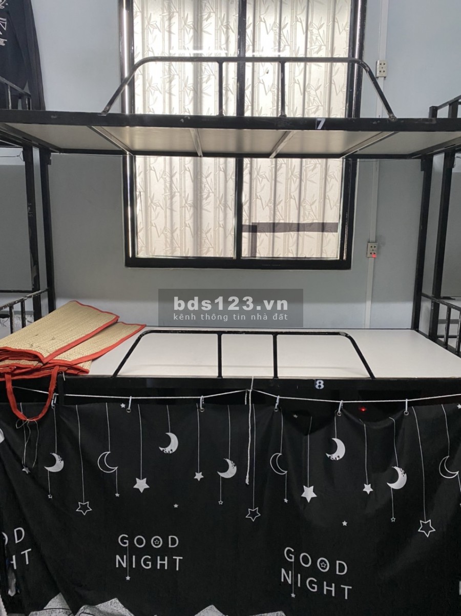 KTX giường tầng máy lạnh cho sinh viên, người đi làm Binh Thạnh