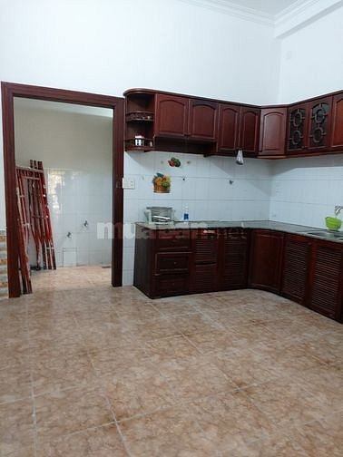 Cho thuê nhà nguyên căn khu K300 Phường 12 Quận Tân Bình. Nhà 1 trệt 2 lầu, sân thượng mới sơn sửa có máy lạnh