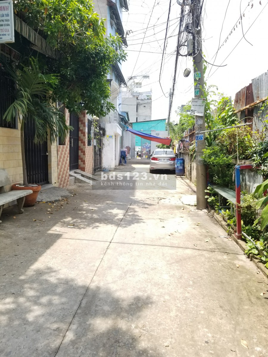 Cho thuê nhà 1 trệt + 1 lầu 3 PN khu Trần Trọng Cung giá 11 triệu