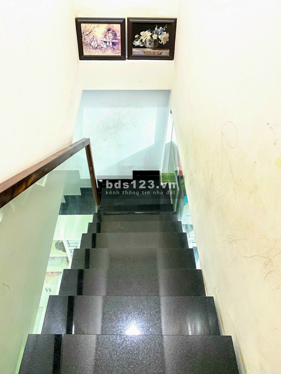 Nhà Đẹp Ngã Tư Ga 4.5x11 2 Tầng Quận 12 Giá 3 Tỷ