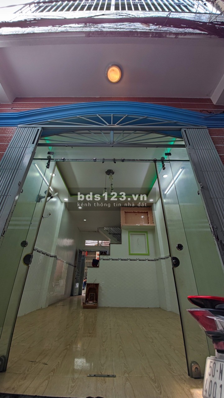 Nhà 2 Mặt tiền hẻm Lê Thị Bạch Cát, P11, Q11 DT: 3,6m x 9m dtcn 27m2. Thực tế 31m2