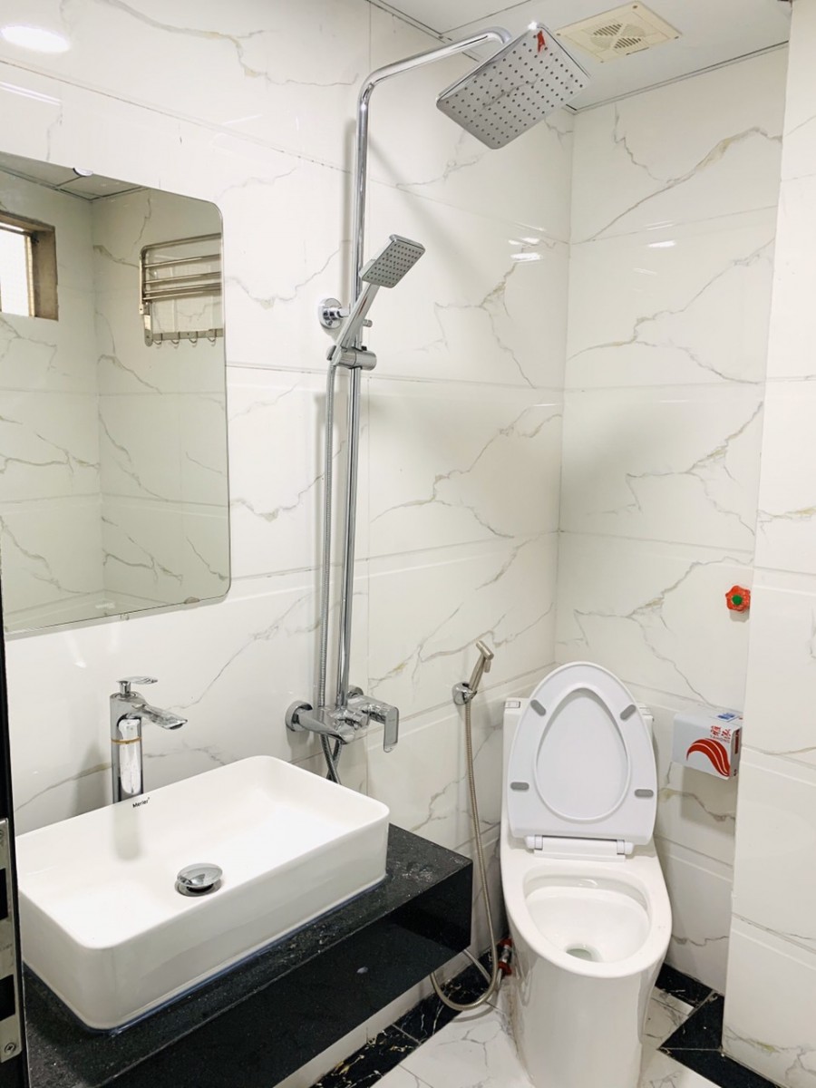Bán toà nhà chung cư mini căn hộ dịch vụ Homestay sổ đỏ 166m*7.5 tầng tại Lê Đức Thọ