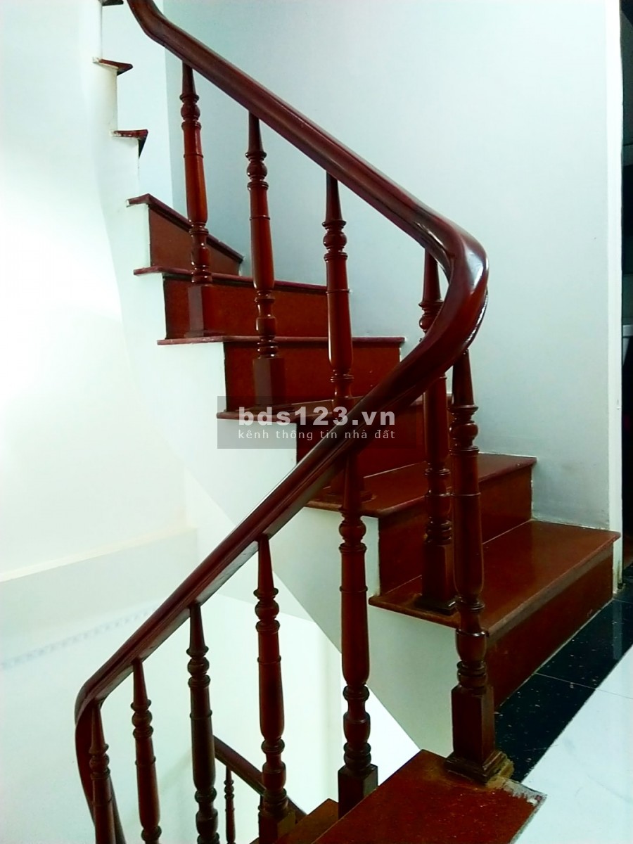 Nhà Mới – Ở Luôn, Bán Nhà Lò Đúc, 38m2Xmt3,6m, giá 3,5 tỷ.