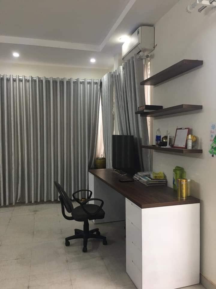 Nhà Mặt Phố Bùi Xương Trạch Thanh Xuân. Lô Góc 2 mặt tiền. Kinh Doanh quá đỉnh. Chỉ hơn 8 tỷ