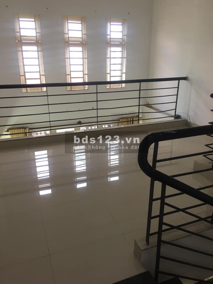 Bán nhà Tân Chánh Hiệp, Quận 12, Hẻm xe hơi ra Tô Ký rộng rãi, 50m2 giá chỉ 2.9 tỷ