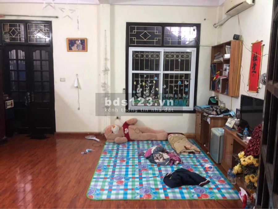 Nhà đẹp Thụy phương 50m 3 tầng mặt tiền 4.5m giá chỉ 3.6 tỷ