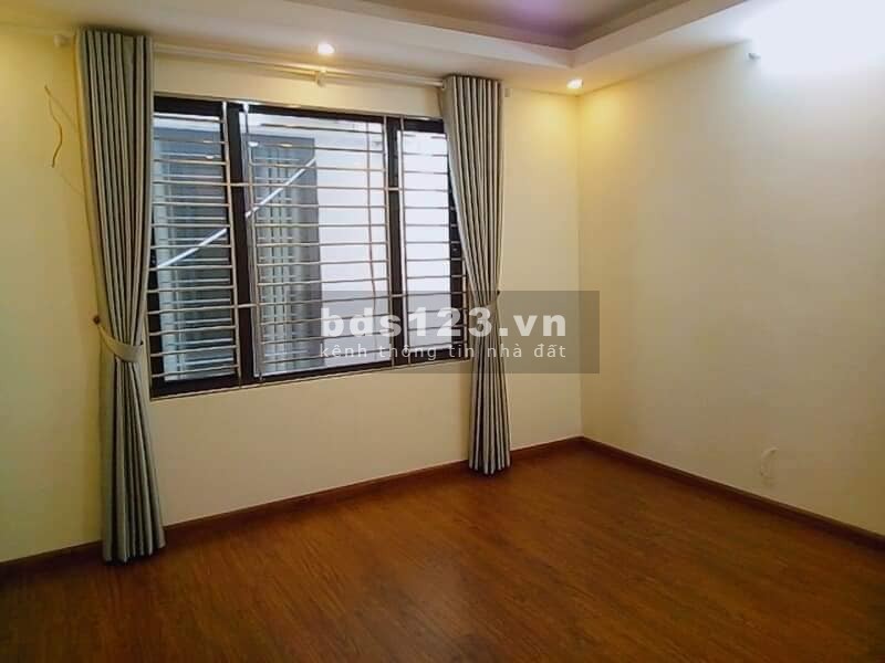 Bán nhà riêng Định Công, 4 tầng 33m2, giá 2.82 tỷ