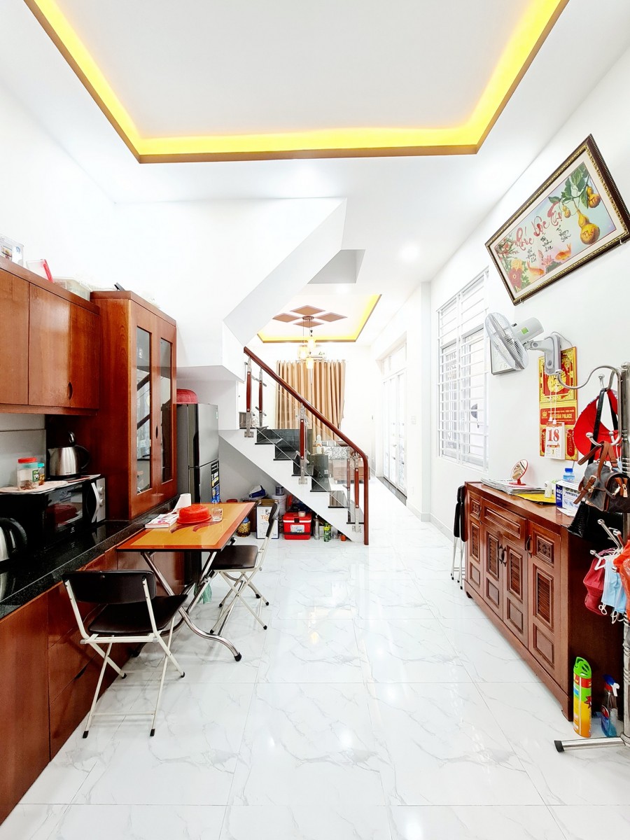 BÁN NHÀ HUỲNH TẤN PHÁT, P.BÌNH THUẬN, QUẬN 7.HẺM XE HƠI ĐỖ CỬA , NHÀ 3 MẶT THOÁNG, NHÀ MỚI 3 TẦNG 48M2. 5,2 TỶ