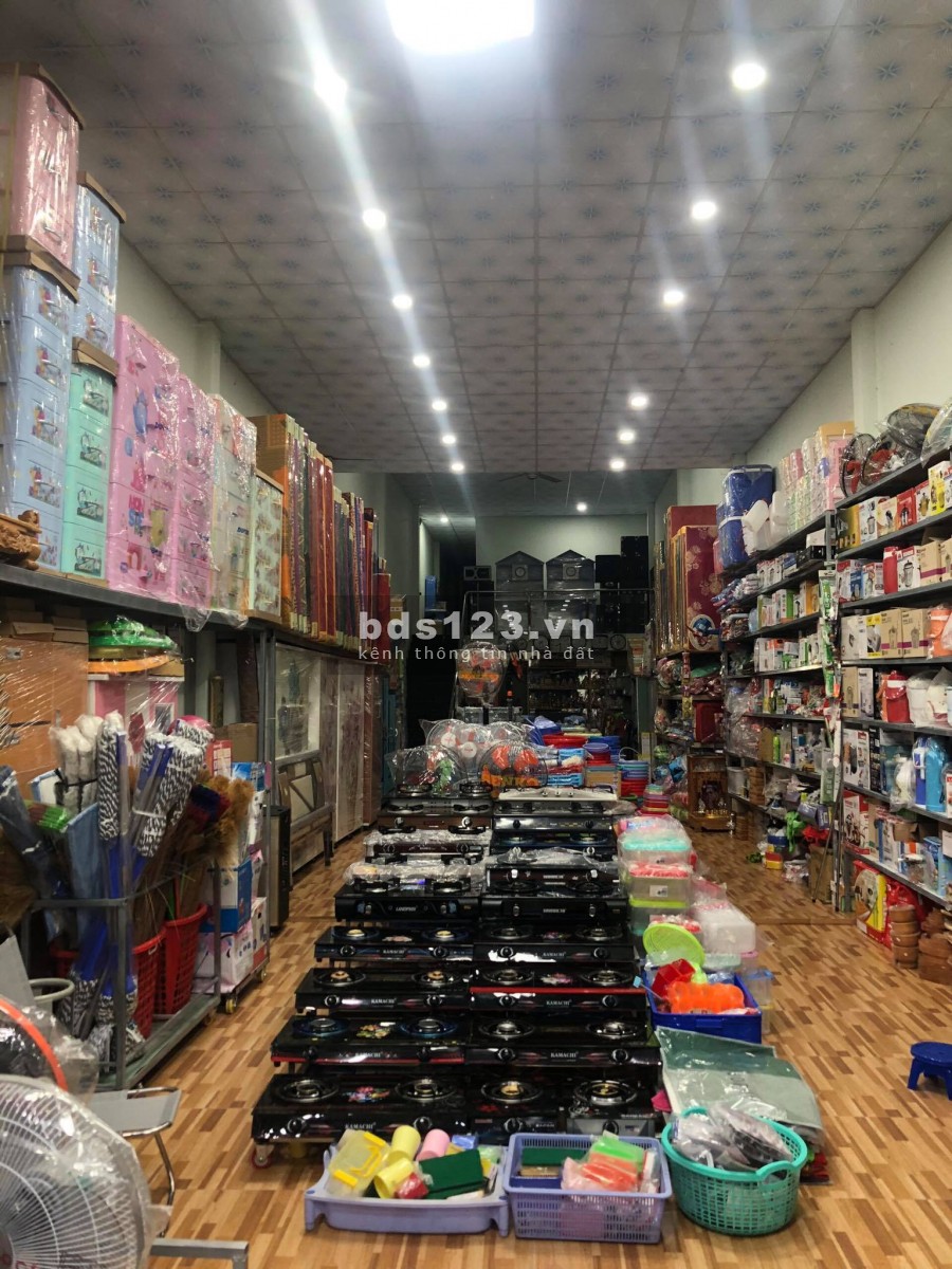 Mình chính chủ cần bán Nhà Vĩnh Tân(150m2). Ngay góc đường 19 , Nhà ở 2 năm xây kiên cố và nội thất cao cấp. Mình muốn ra đi nhanh nên giá hợp lý mình chốt ạ