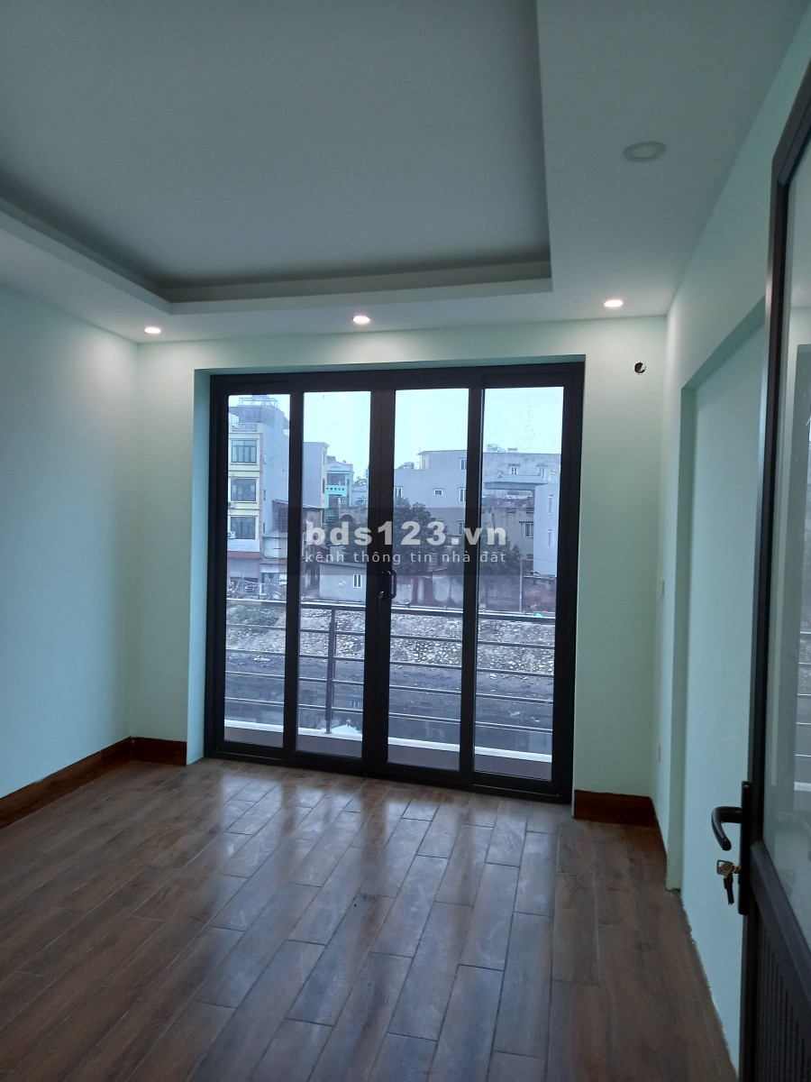 10/3 .Siêu giảm giá 2,5 tỷ có nhà mặt phố 4T× 36m Quốc Bảo Thanh Trì