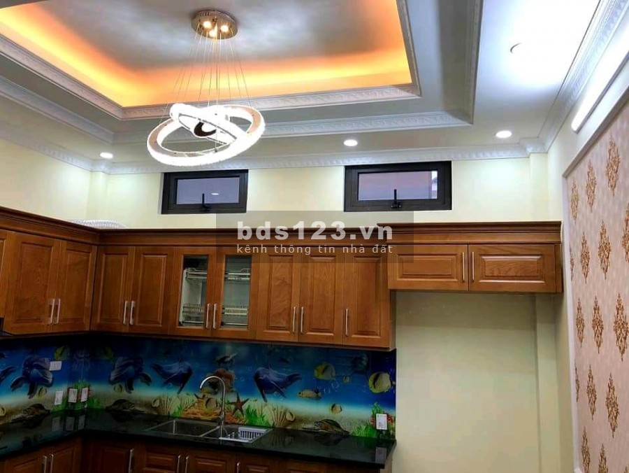 PHÂN LÔ 3 THOÁNG VỈA HÈ ÔTÔ ĐƯỜNG LẠC LONG QUÂN, 70M2, GIÁ 13.8 TỶ