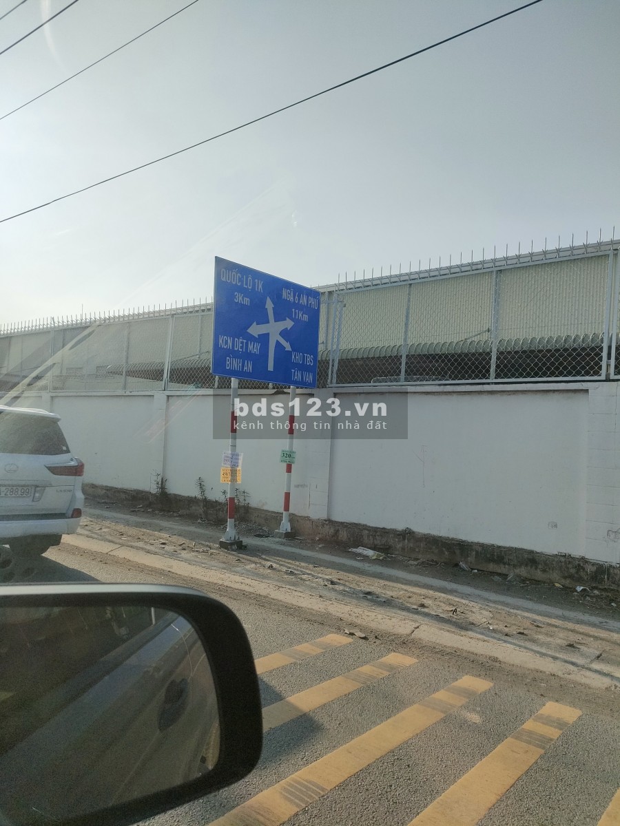 Chính chủ cần bán gấp lô đất lớn mặt tiền DT 743A Tp Dĩ An- Bình Dương giá đầu tư.