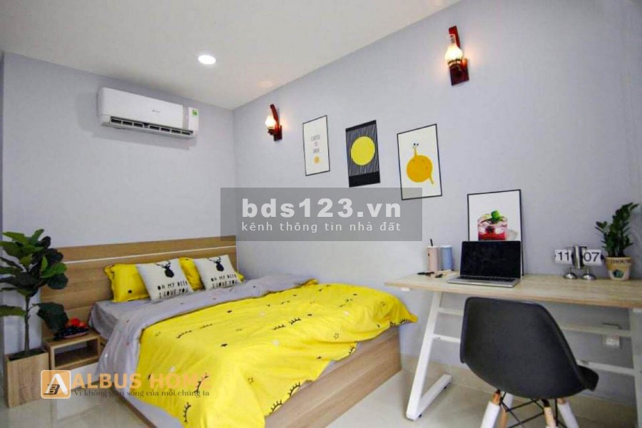 Căn hộ siêu to hẻm xe tăng vòng xoay phù đổng gần takashimaya Vincom quận 1