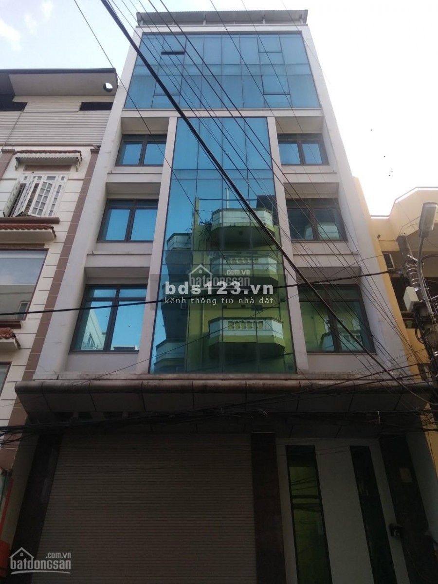 Cho thuê nhà nguyên căn tại Đồng Me, Mễ Trì. DT 65m, 5T, MT 5m. Giá 20tr.