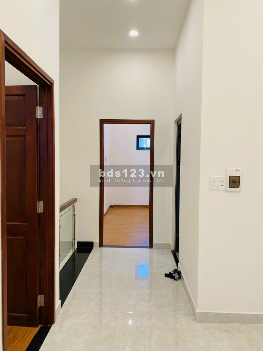 Nhà rộng, ở và cho thuê. Trường Chinh, P.14, Tân Bình. 16 tỷ