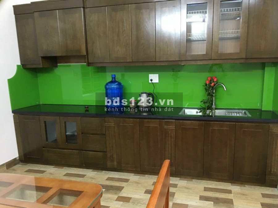 Bán nhà phố Phạm Đình Hổ, TP Hải Dương, 50m2, mt 4.1m, 3.5 tầng, gara, 2 tỷ 7xx tr