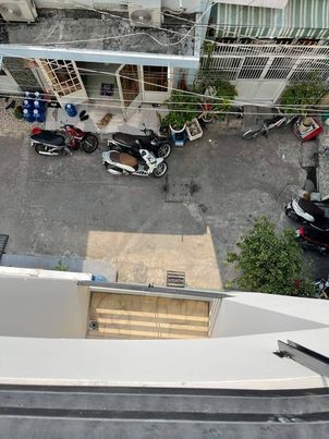 Bán nhà hai mặt tiền ÔTô Trần Văn Quang, 4 lầu, 44m2 kinh doanh sầm uất.