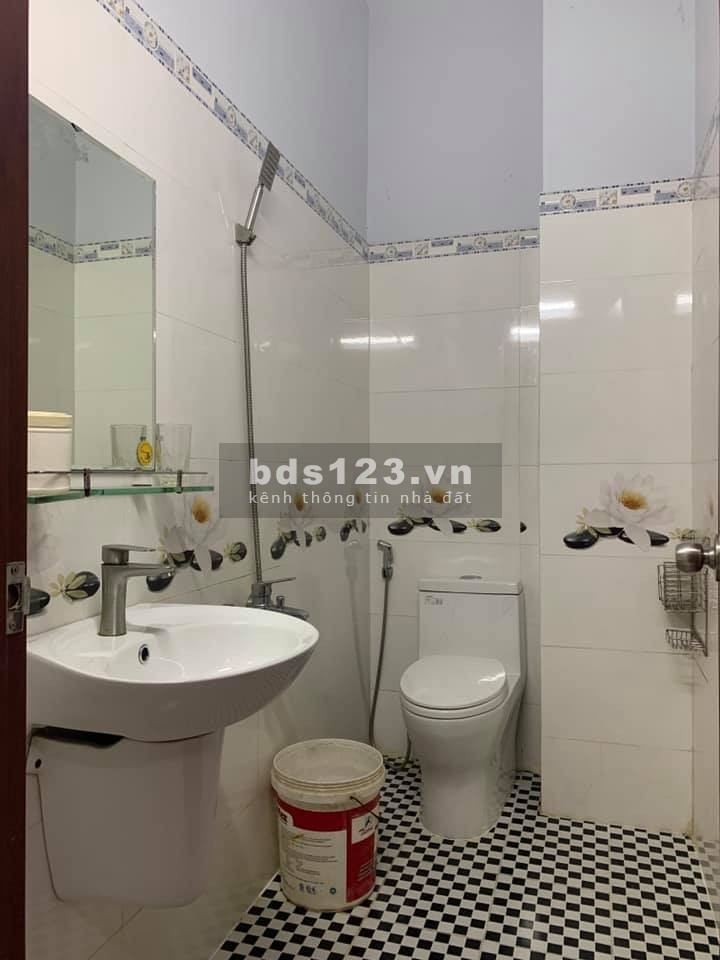 NHÀ ĐẸP CHÍNH CHỦ GÒ VẤP HẺM 4M THÔNG 52M2 4 TẦNG, 5WC, 6.5 TỶ.