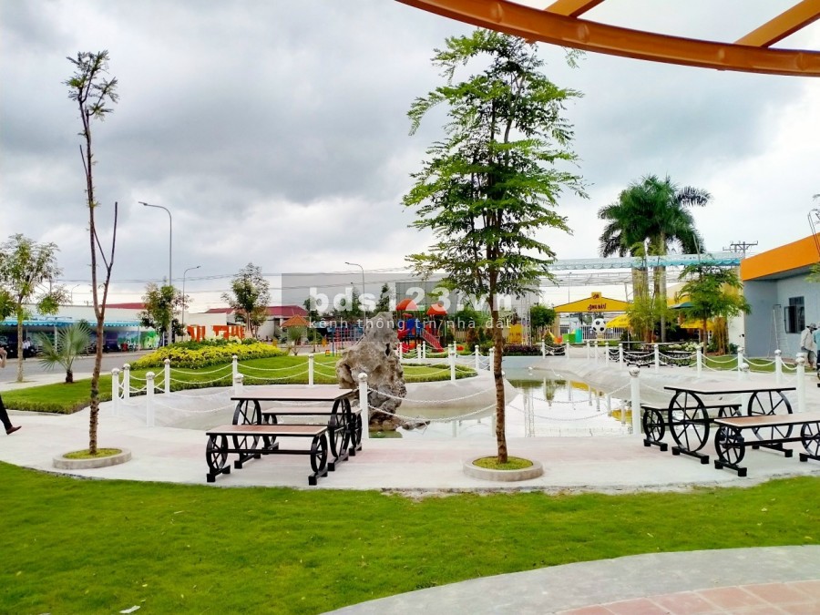 ĐẤT ĐẸP NGAY TRUNG TÂM THỊ TRẤN BẾN LỨC - TIỀM NĂNG VÀNG CHO NHÀ ĐẦU TƯ