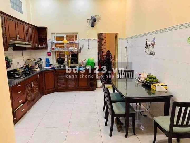 Nhà 4 tỷ nhỉnh hẻm Xe Hơi gần 50m2 Nguyễn Văn Khối Phạm văn Chiêu
