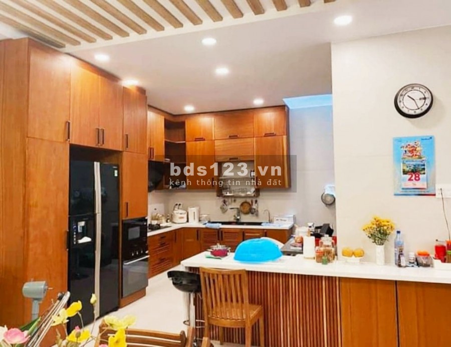 BIỆT THỰ Giá chỉ 11ty750 5 TẦNG BTCT HXH Phan Xích Long, Phú Nhuận 60m2 NỞ HẬU