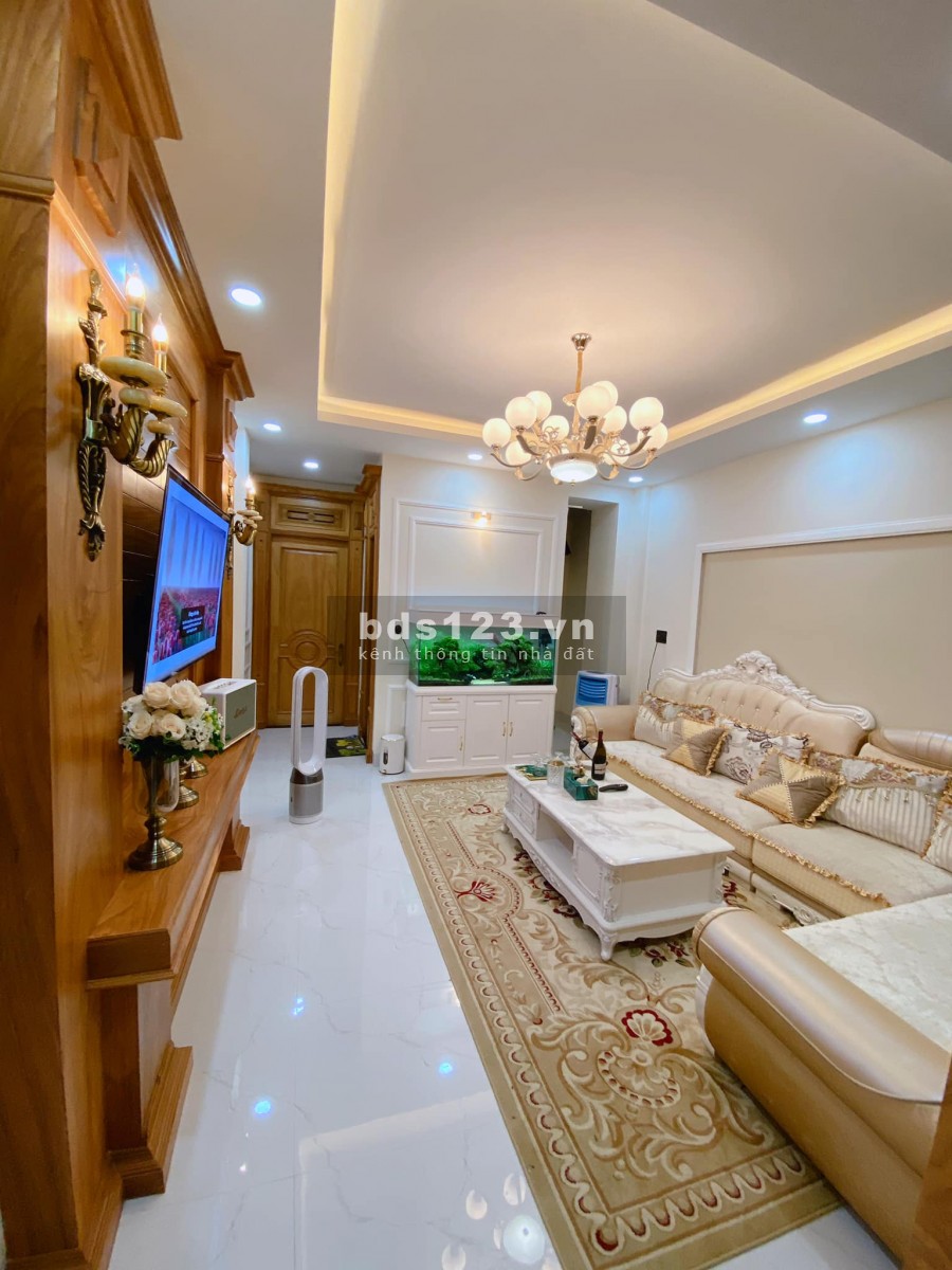 Bán nhà tặng nội thất đườngTrần Phú, diện tích 75m2, 5 tầng, mặt tiền 5m giá chỉ 6 tỷ