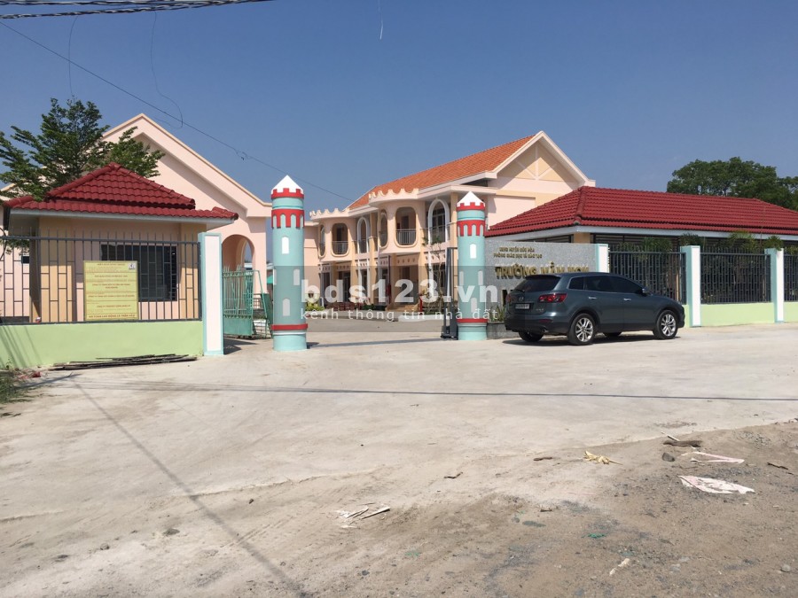 Bán gấp lô đất 150m2 Đ.Nguyễn Văn Dương TT.Đức Hòa. Giá 900 triệu
