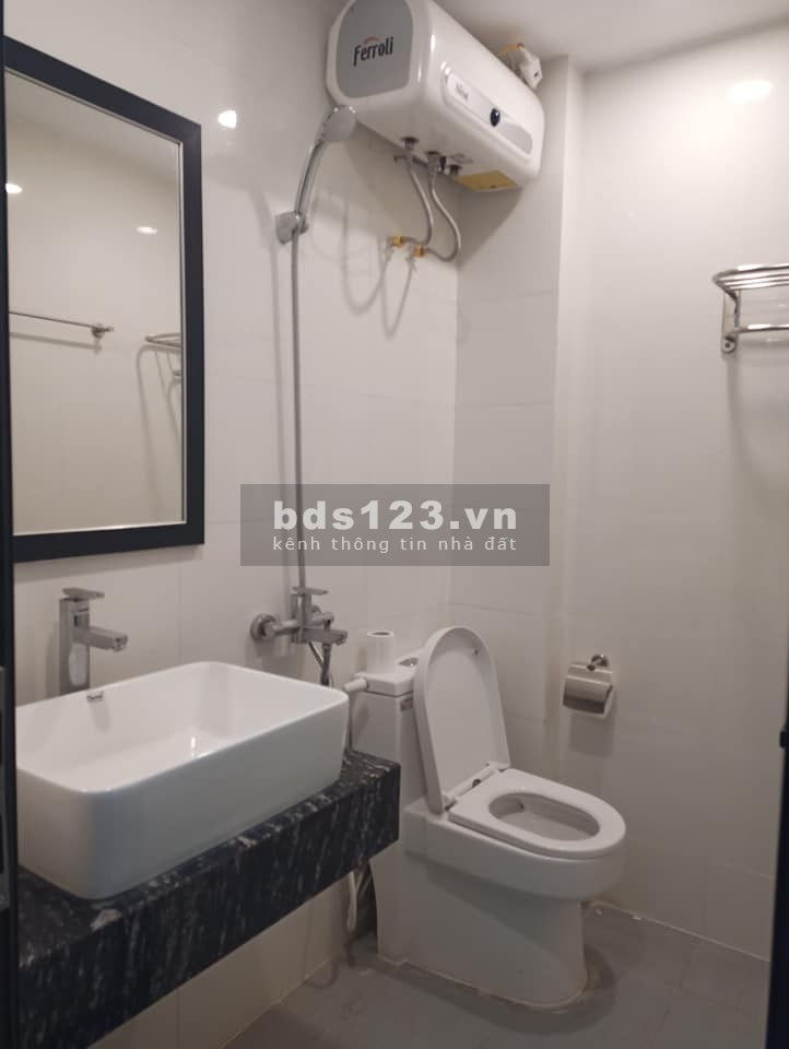HIẾM ,Bán nhà Bắc Từ Liêm,40m2.4t ,4mt, 2.85 tỷ. 0988704005.