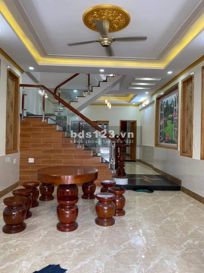 Nhà đẹp hẻm 118 Phan Huy Ích 72m2 4x18 4 tầng, khu phân lô nhà đẹp, dân trí cao, chỉ 7 tỷ