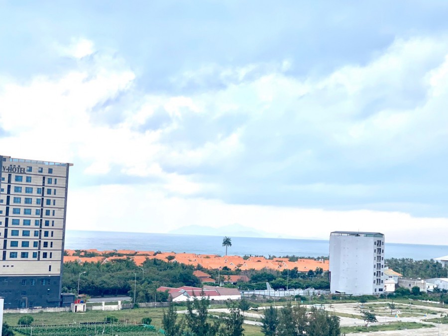 Cần bán lô đất mặt tiền đường Phạm Kiệt gần Hồ Xuân Hương gần biển