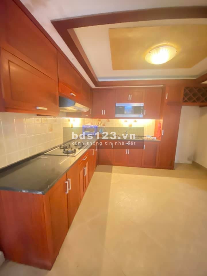 Bán Nhà khu vườn hoa 1/6, Văn Phòng - Kinh Doanh, Ô tô đỗ cửa, 72m2, giá 16,9 tỷ