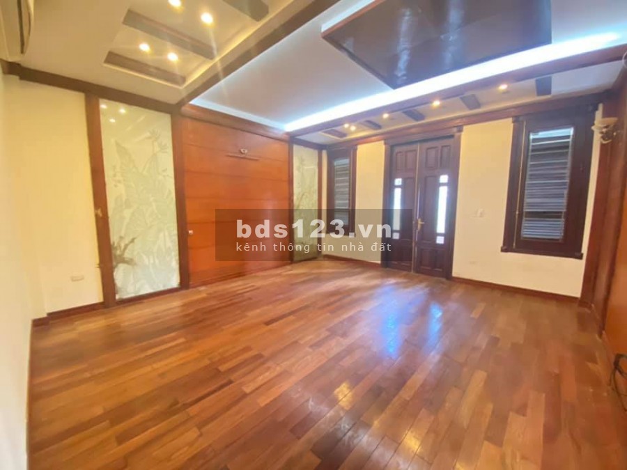 Bán Nhà khu vườn hoa 1/6, Văn Phòng - Kinh Doanh, Ô tô đỗ cửa, 72m2, giá 16,9 tỷ