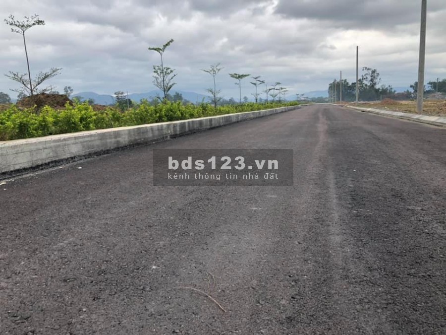 Bán đất mặt tiền quốc lộ 1a, giá rẻ, trung tâm an nhơn, đầy đủ tiện ích, sổ đỏ bao sang tên