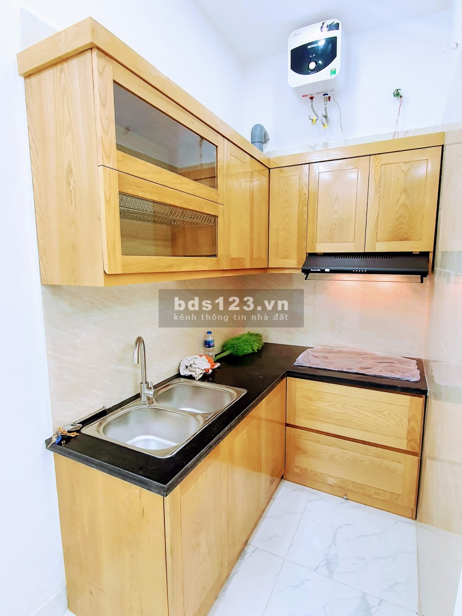 NHÀ HOA HẬU QUẬN HOÀNG MAI, DT41M2X4T, ĐẸP LONG LANH, Ô TÔ ĐỖ SÁT NHÀ, GIÁ CHỈ 4 TỶ