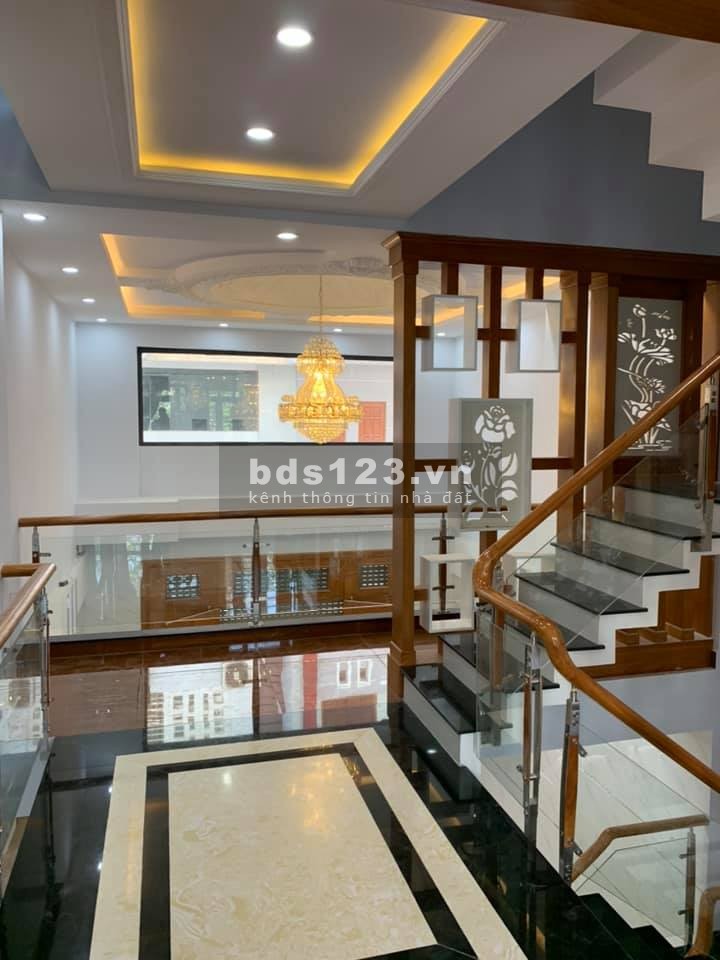 HXH 8m Bàu Cát, Tân Bình, 58m2 (4.2x13.8m), 5 tầng, nội thất xịn, 9.5 tỷ, hiếm có