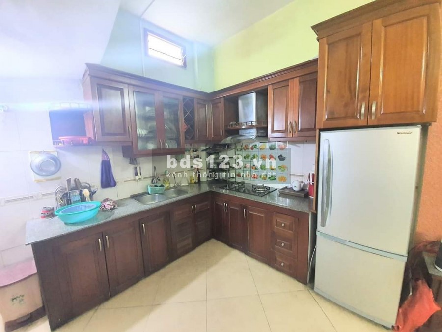 Bán nhà Trương Định 5 tầng 37m2, giá 3.8 tỷ - kinh doanh nhỏ