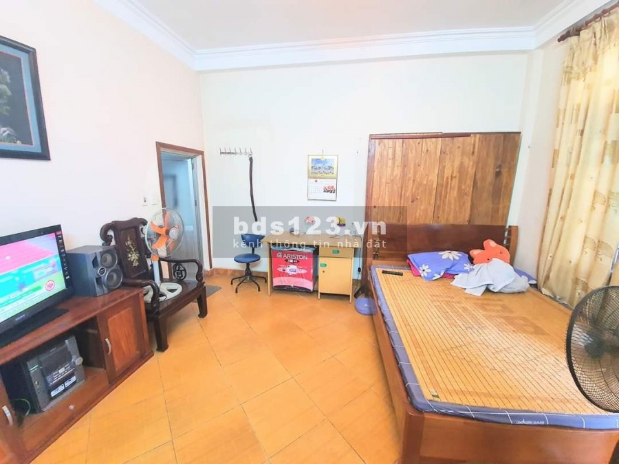Bán nhà Trương Định 5 tầng 37m2, giá 3.8 tỷ - kinh doanh nhỏ