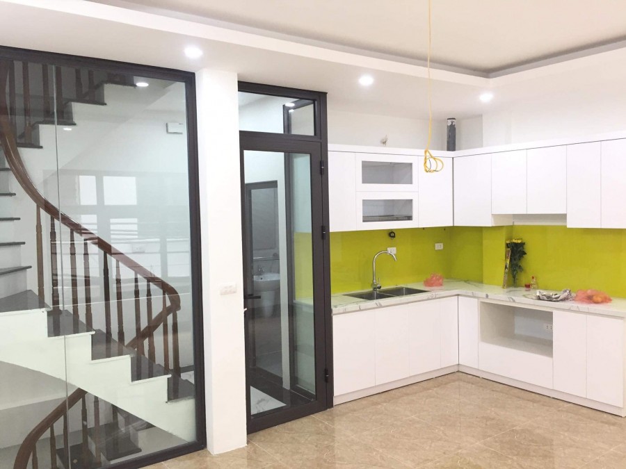 Bán Gấp nhà Mới Đống Đa, Kinh Doanh, Gara ô tô, 50m ra Vincom Phạm Ngọc Thạch.