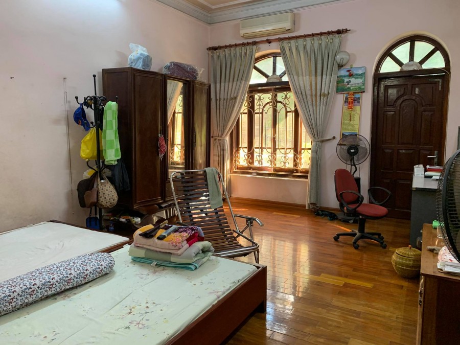 Bán Nhà Phân Lô, Mặt Phố Phương Liệt, Thanh Xuân, DT 106m2, Sát Hồ, Kinh Doanh, Gara Ô Tô. Chỉ 22 Tỷ