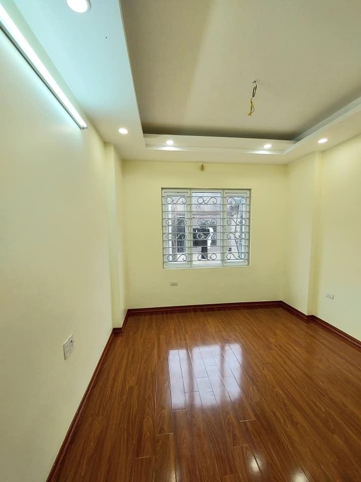 CHÙA BỘC, ĐỐNG ĐA, PHÂN LÔ, 40M, 4 TẦNG, MẶT TIỀN 4M, GIÁ 5.45 TỶ