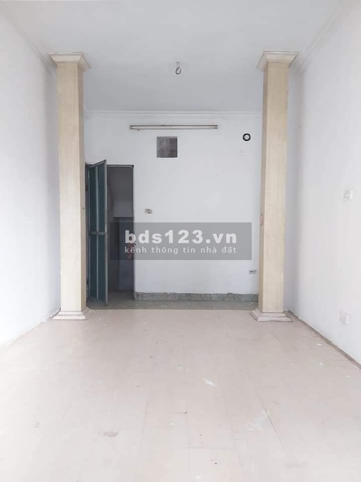 Bán siêu phẩm nhà mặt phố Giảng Võ 31m x 5 tầng giá rẻ.